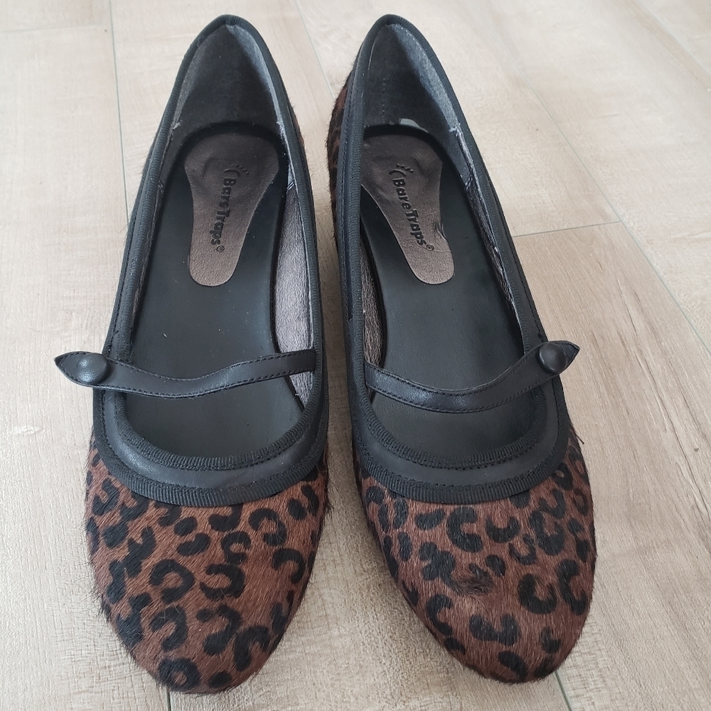 Bare Traps shoes/accented with leopard print